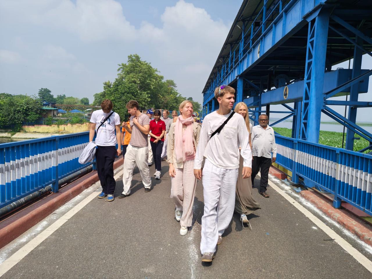 Learning Beyond Classrooms, Connecting Beyond Borders!